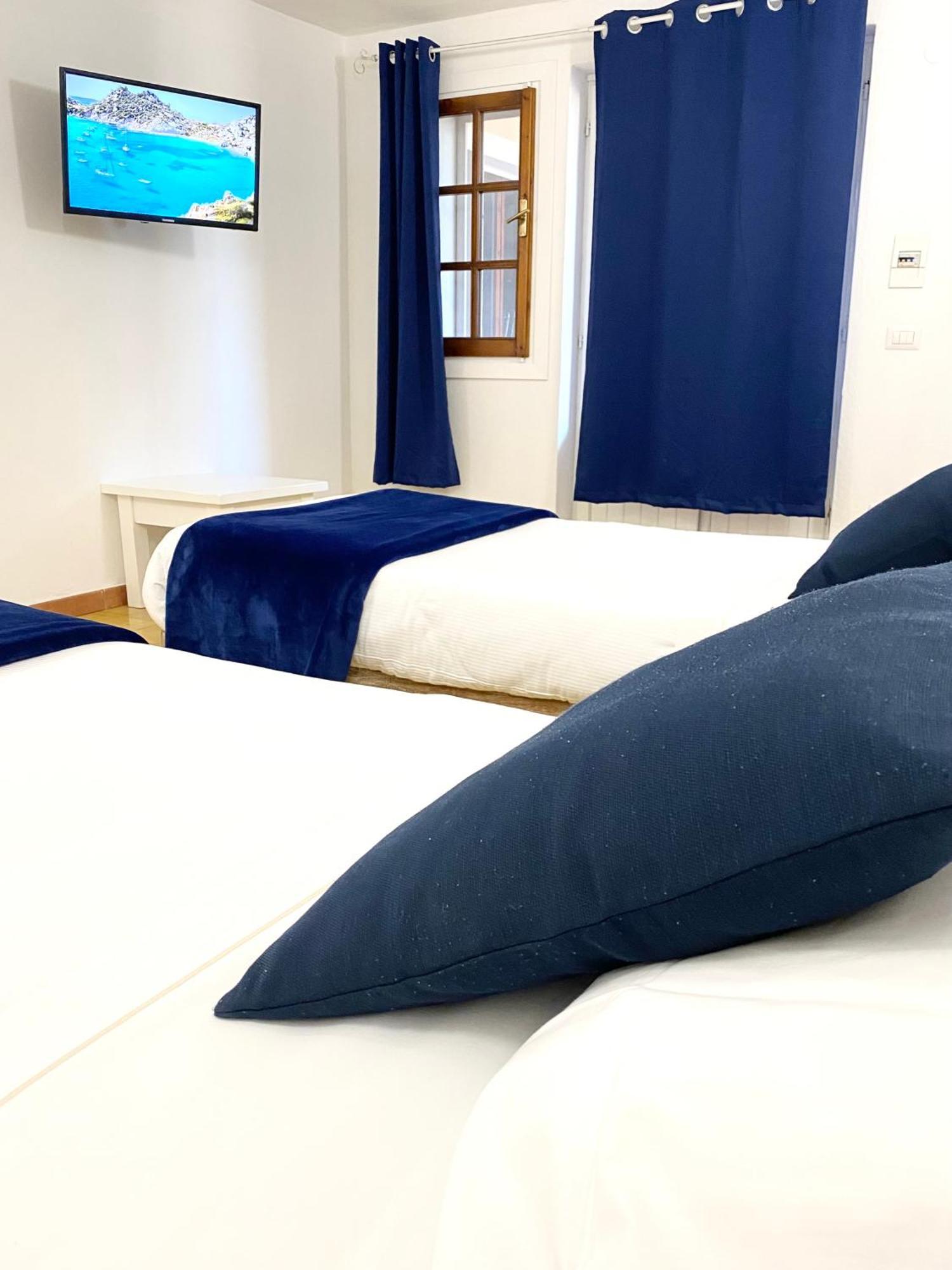 Cala Reale Rooms Marinella Маринелла Экстерьер фото